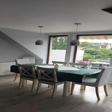 In Near Monte Cassino Street Apartman Sopot