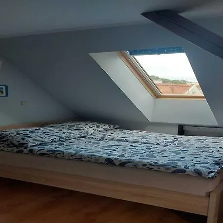 In Near Monte Cassino Street