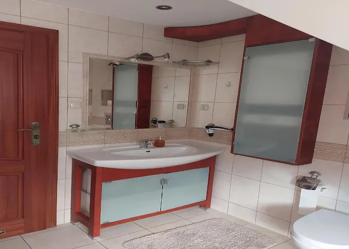 In Near Monte Cassino Street *